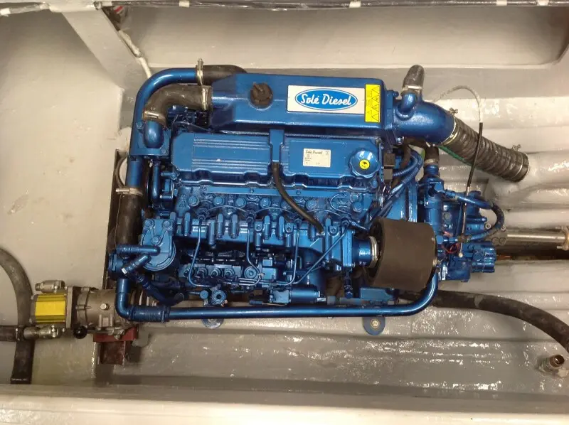 MINI-74 engine installation in fishing boat model Safa 720 — изображение 5