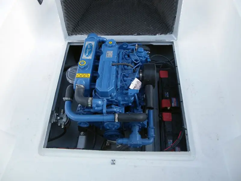 MINI-62 engine mounted in Fibramar Classic 595 pleasure boat — изображение 6