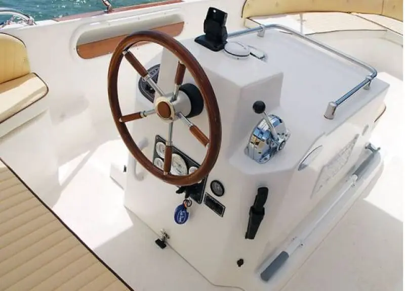 MINI-44 engine installed in a new built boat model Feluca 600 — изображение 4