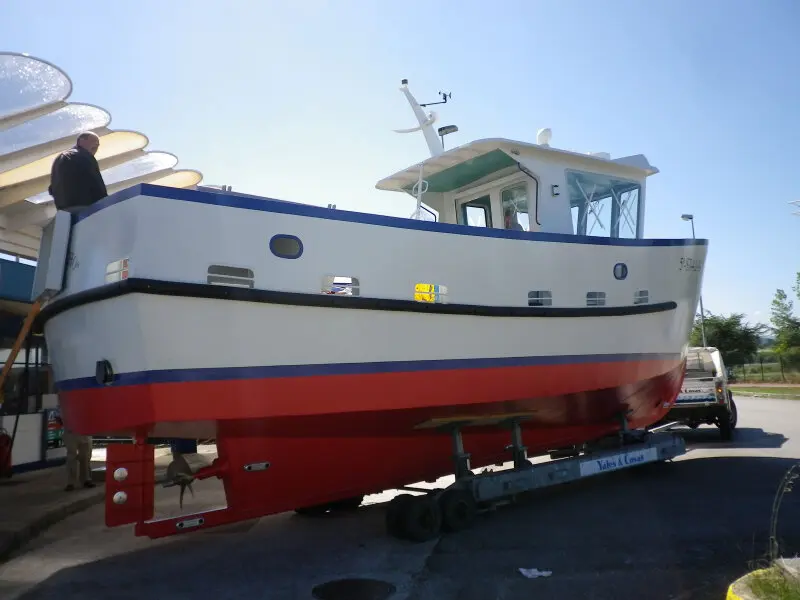 SDZ-205 installed in new built boat model Groucho — изображение 4