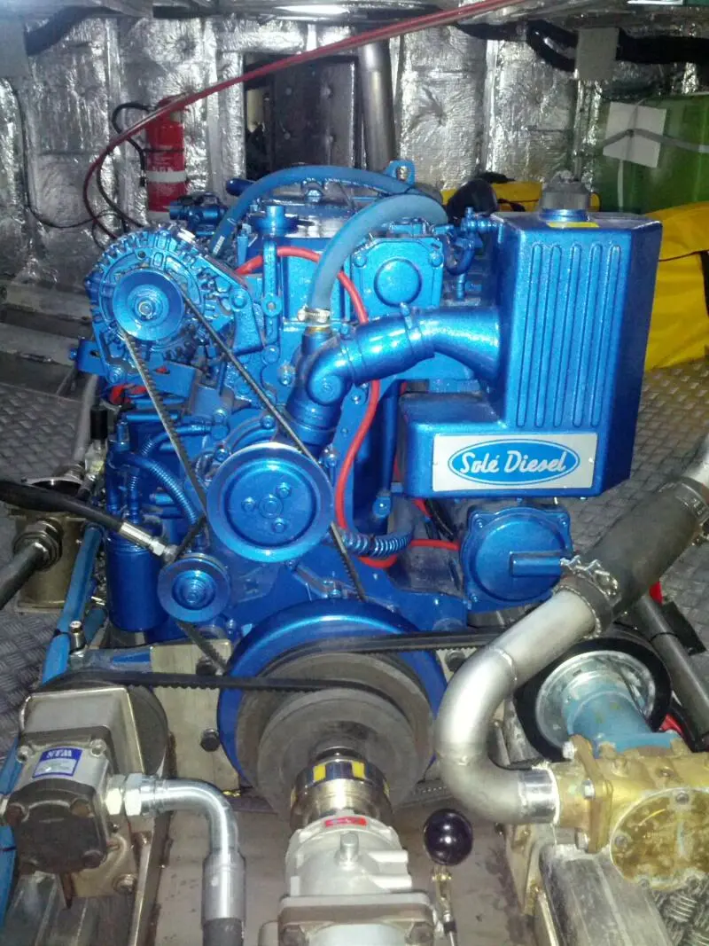 SDZ-205 installed in new built boat model Groucho — изображение 6