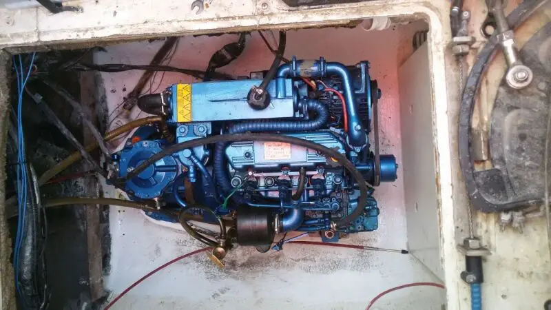 MINI-29 engine installed in Nautitech 40 catamaran — изображение 6