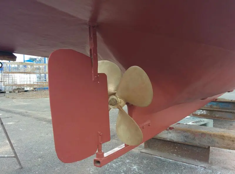 Solé SDZ-165 marine engine installed in a fishing boat — изображение 6
