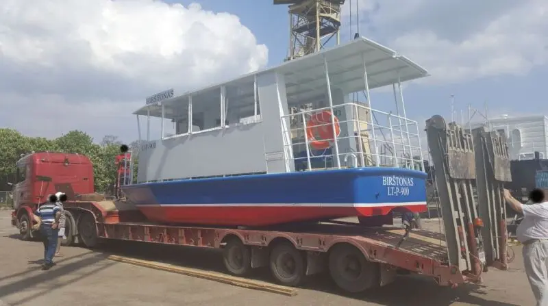 MINI-55 installation in touristic boat model Birshtonas - Image 4