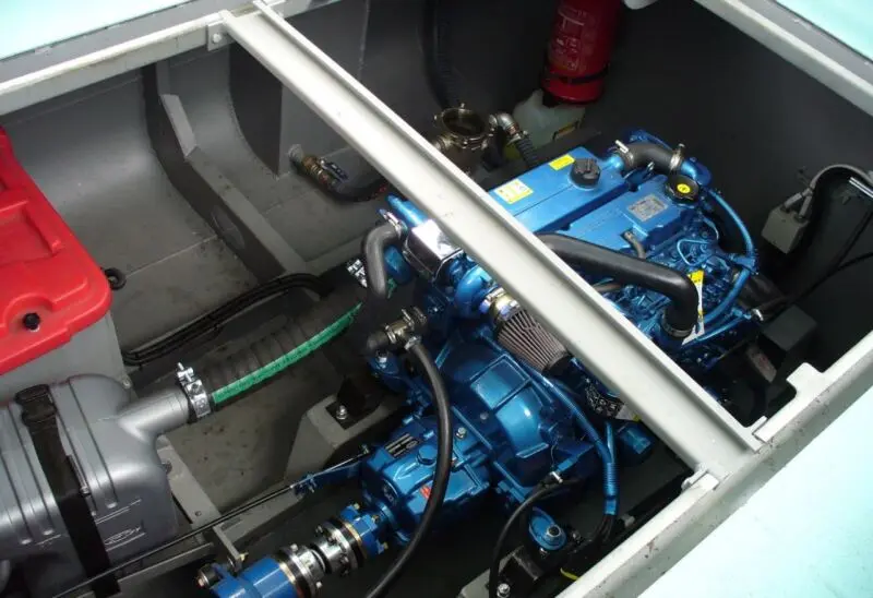 MINI-55 installation in touristic boat model Birshtonas - Image 5