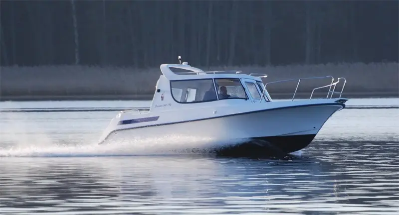 MINI-55 marine engine mounted in Seiskari House - Cat 42 boat - Image 3