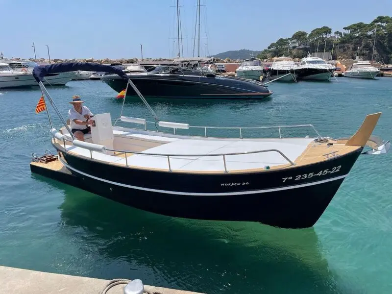 Installation of the MINI-55 engine in the Norfeu 30 llaüt — изображение 2
