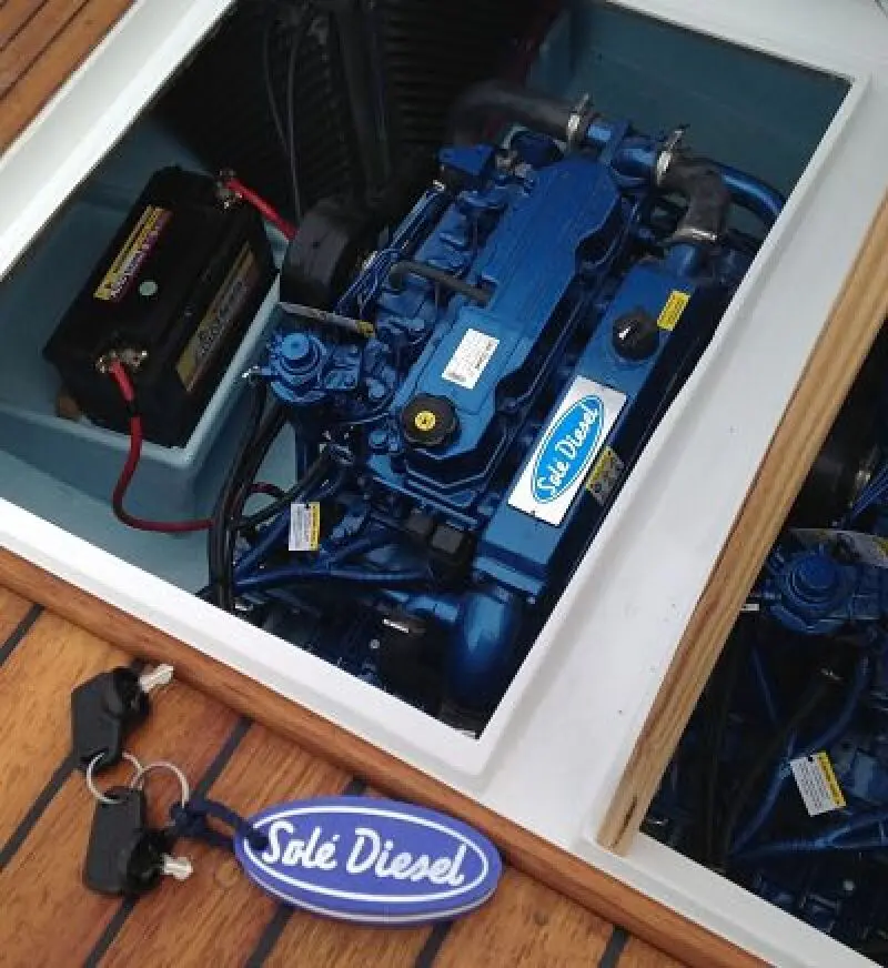 MINI-62 engine mounted in Llaut pleasure boat — изображение 4