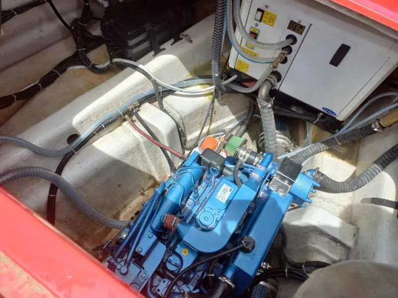 Equipping a semi-submarine with SK-60 engine and 4 GSCH genset — изображение 3